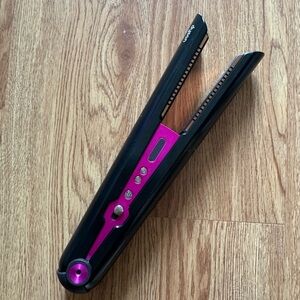 Dyson Corrale Hair Straightener/Flat Iron Fuschia/Black, just like new